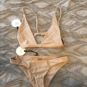 Tularosa Stellar bathing suit size Medium.
